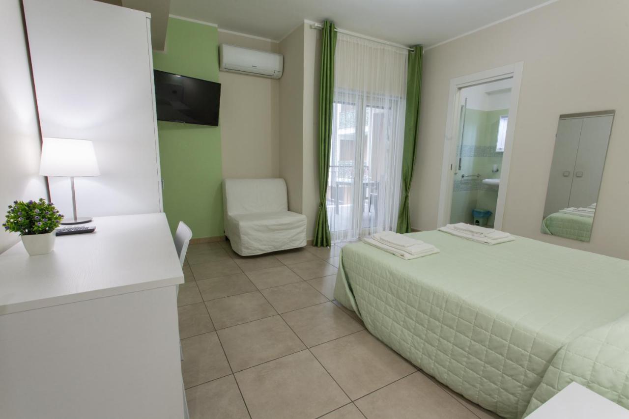 Bed and Breakfast I Granai Мессіна Екстер'єр фото